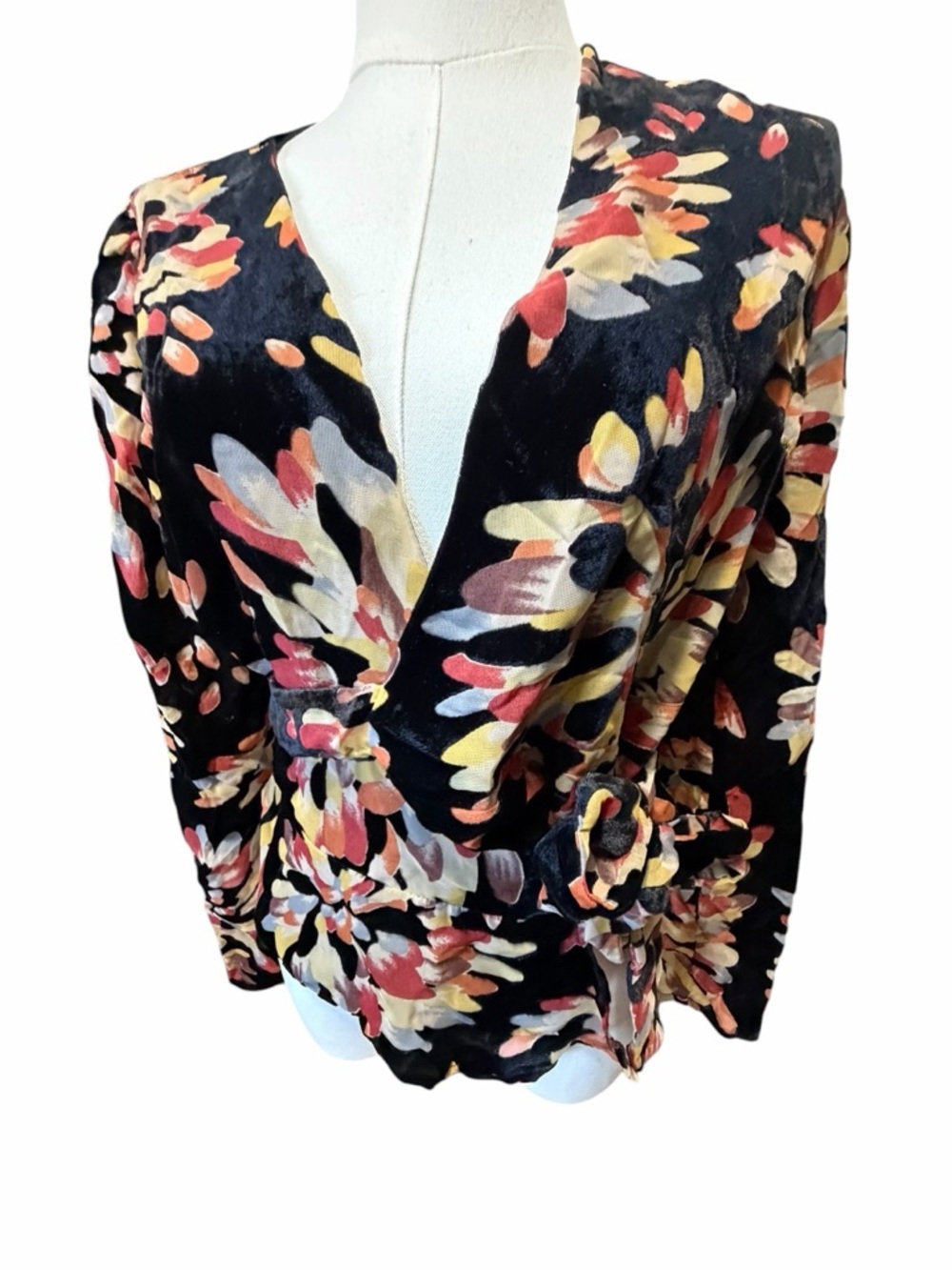 Adelyn Rae Small Floral Wrap Blouse with Red Yellow and Cream Petals Sz S